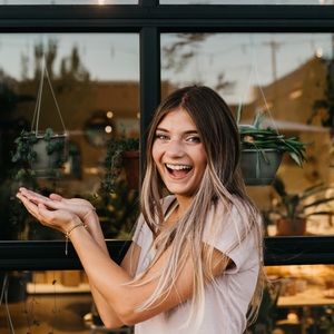 Meet your Posher, Allie